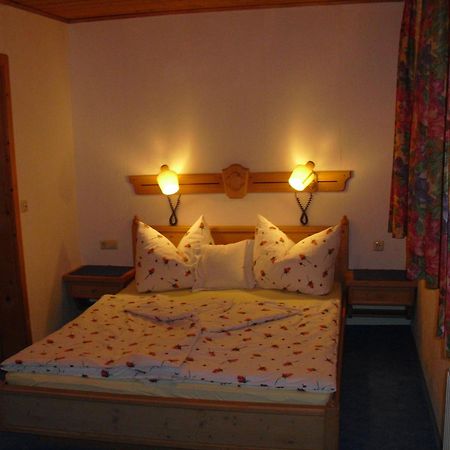 Ferienhaus Lechtaler Alpen Bach  Esterno foto