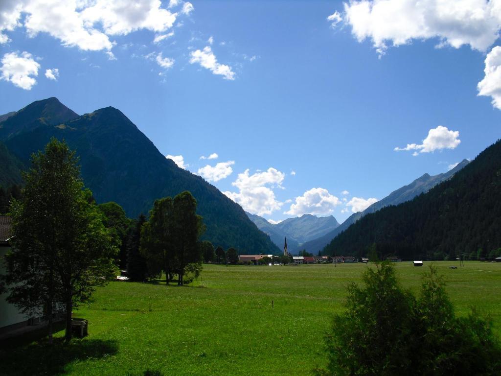 Ferienhaus Lechtaler Alpen Bach  Esterno foto