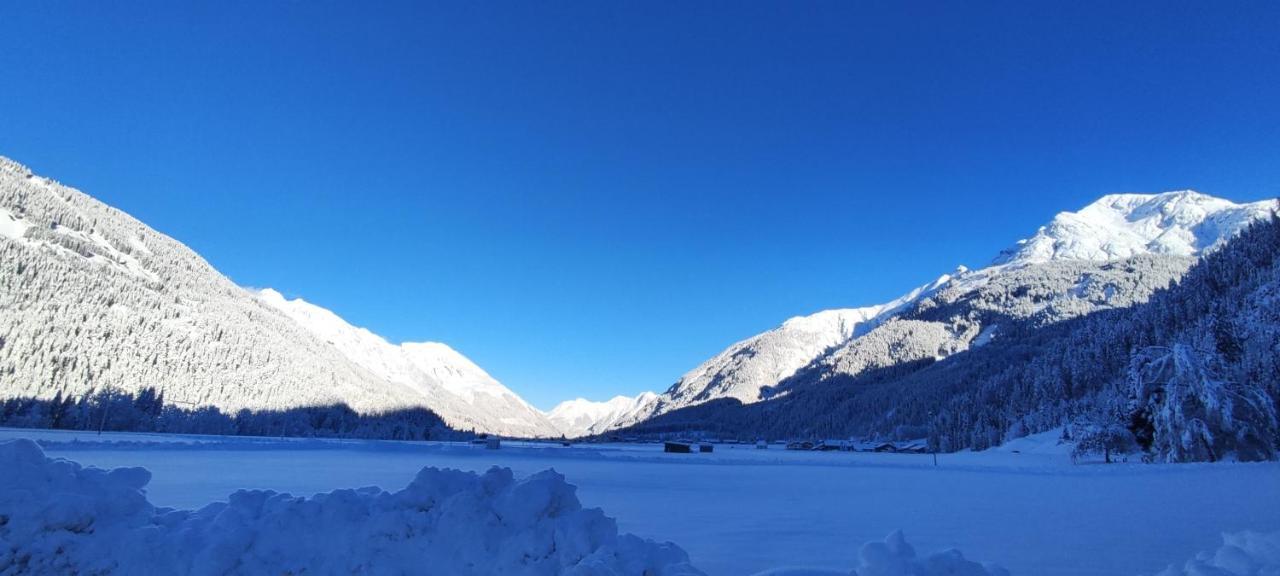 Ferienhaus Lechtaler Alpen Bach  Esterno foto